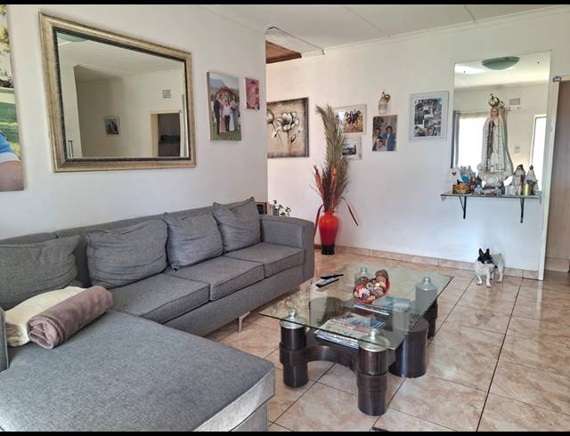 4 BEDROOM HOUSE FOR SALE IN WHEATLANDS AH